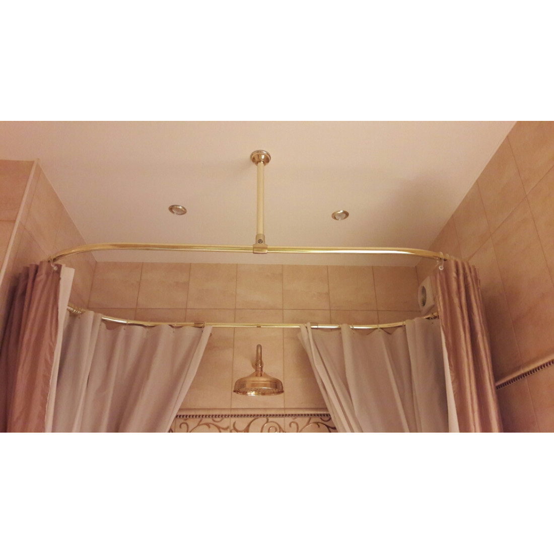 Высота карниза для шторки в ванной